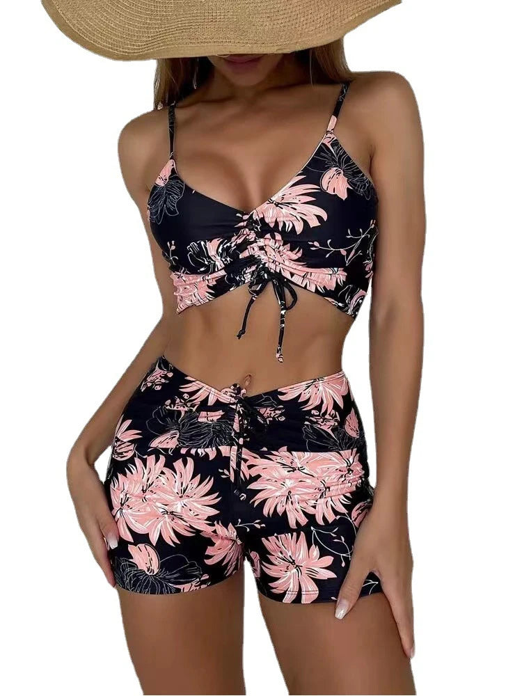 Hochtaillierter Bikini mit Blumenmuster